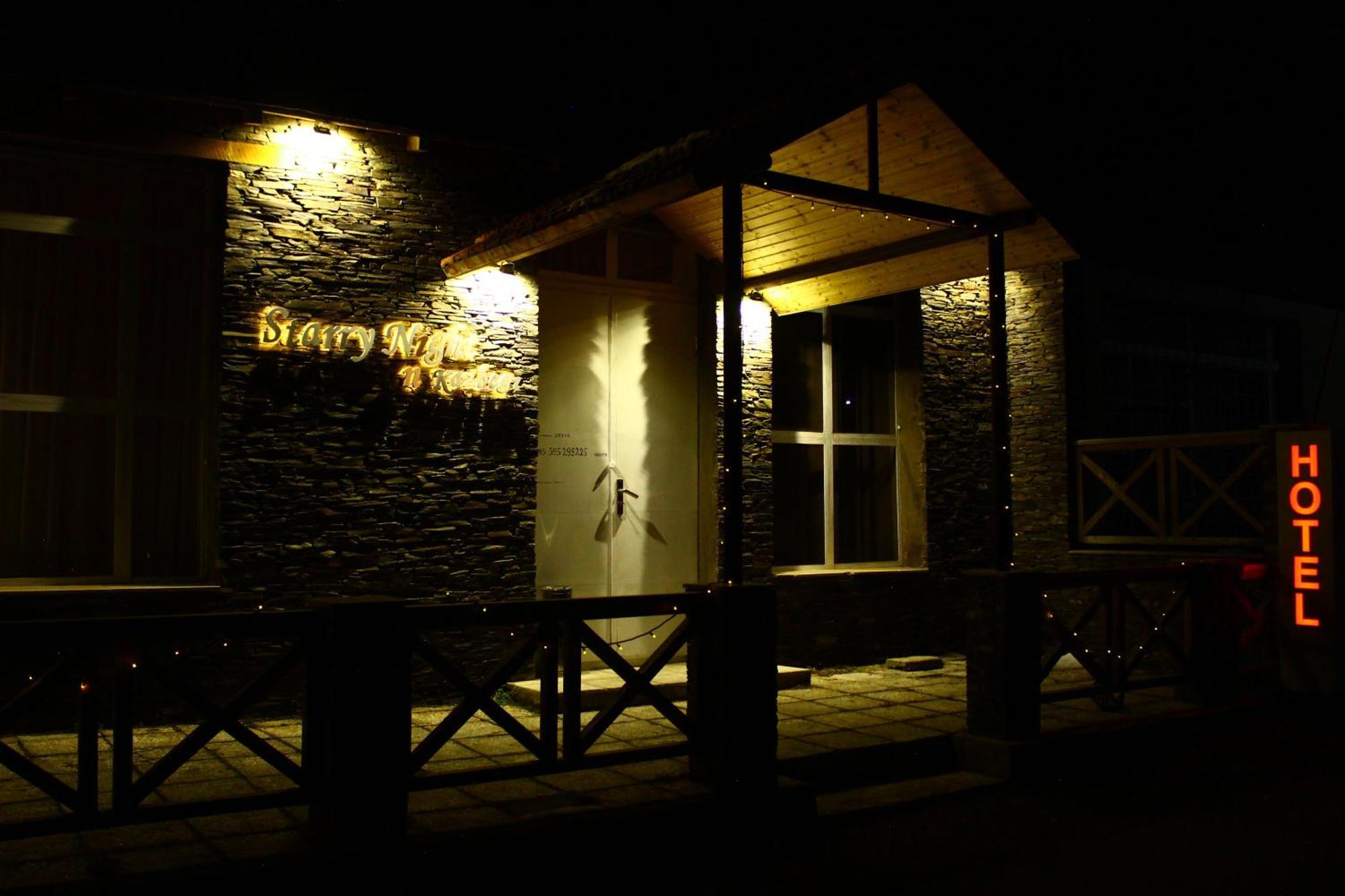 Hotel Starry Night Kazbegi Exterior photo